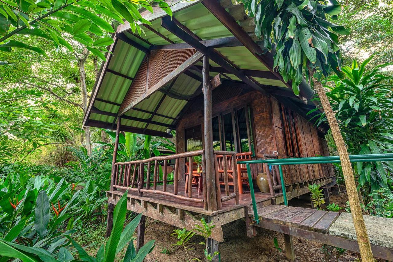 Khao Sok Riverside Cottages Khao Sok National Park Exterior photo