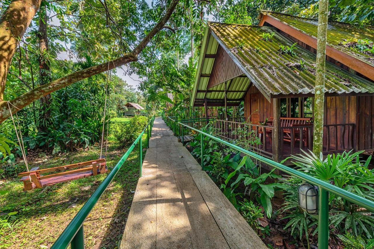 Khao Sok Riverside Cottages Khao Sok National Park Exterior photo